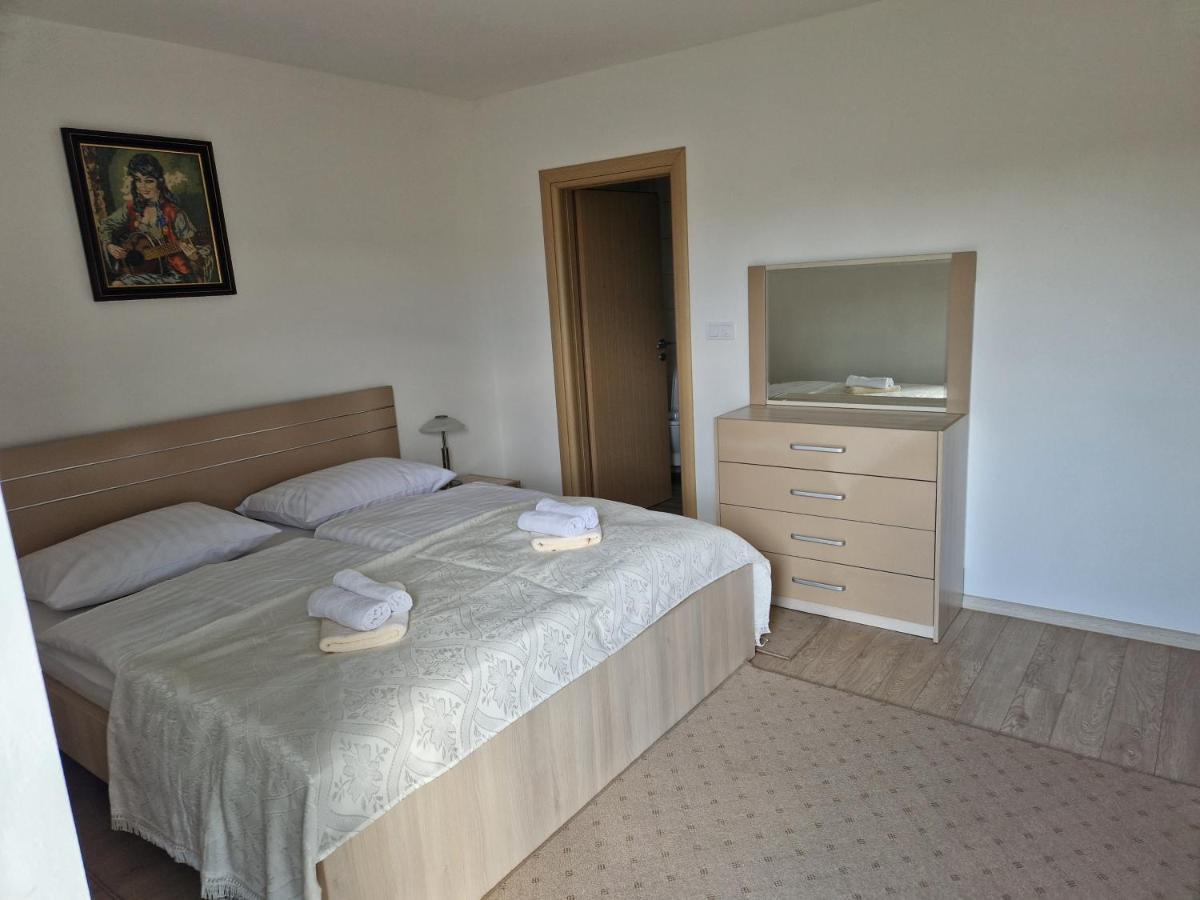 Apartman Potok Livno Bagian luar foto